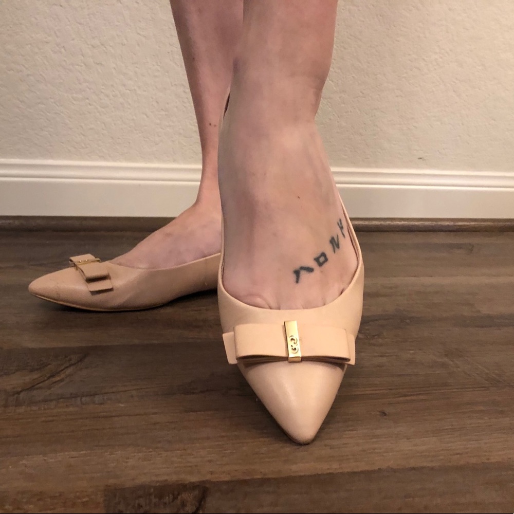 NWT Tan Cream Dressy Bow Flats Gold Embellished